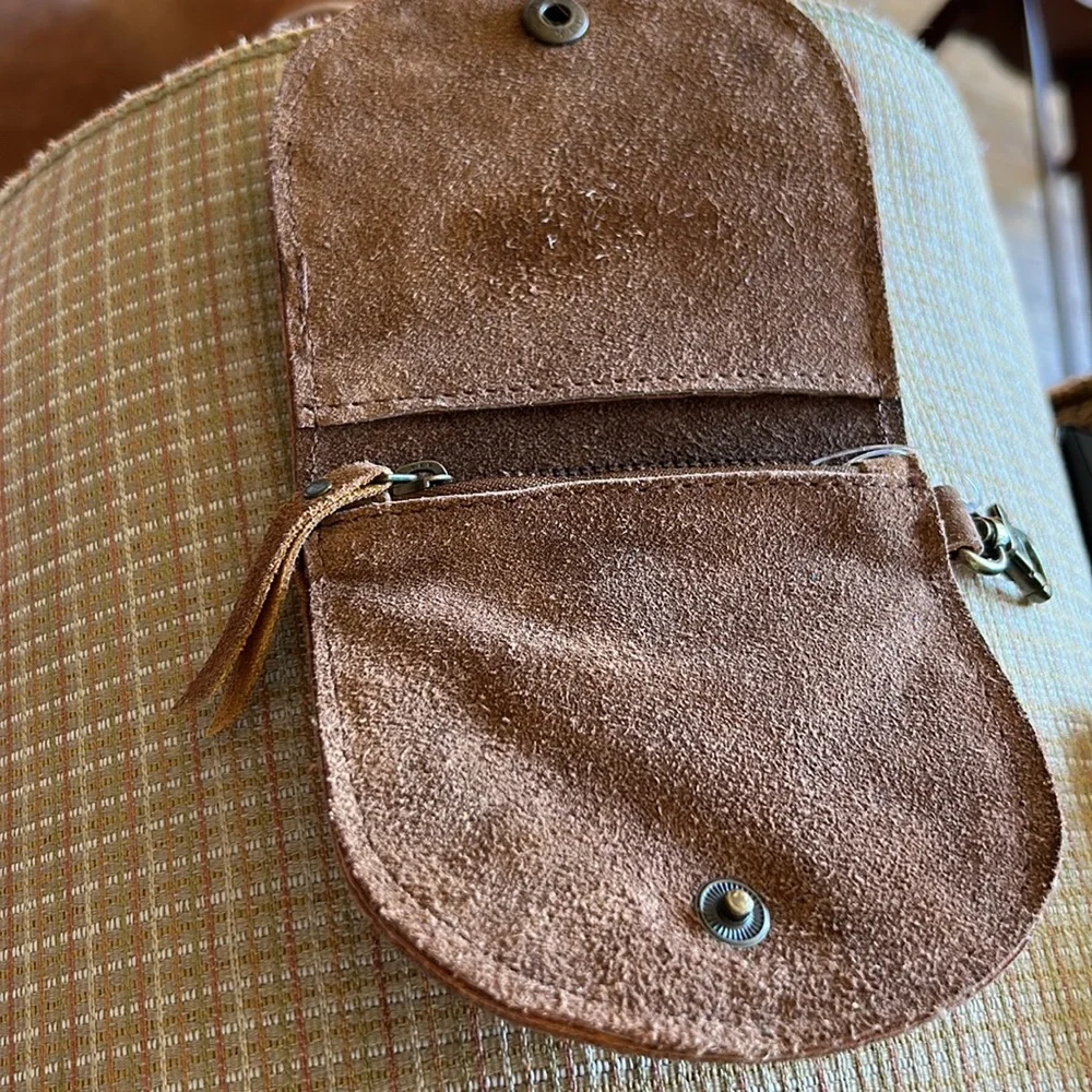 NWOT Free People Studded Clip On Wallet Brown Suede Z565_3
